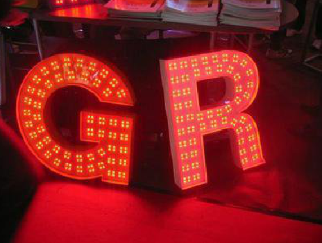 南京LED发光字常见的安装误区。